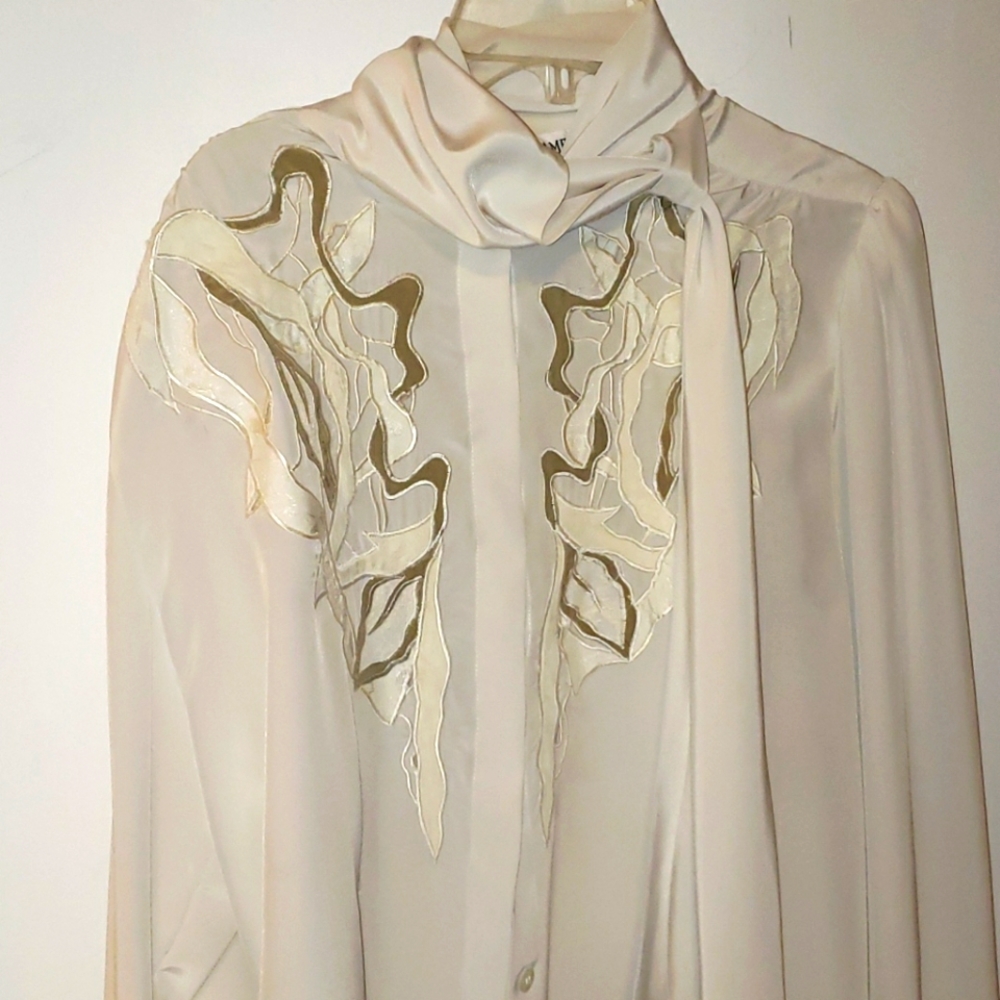 Cream Colored Sir James blouse size Medium